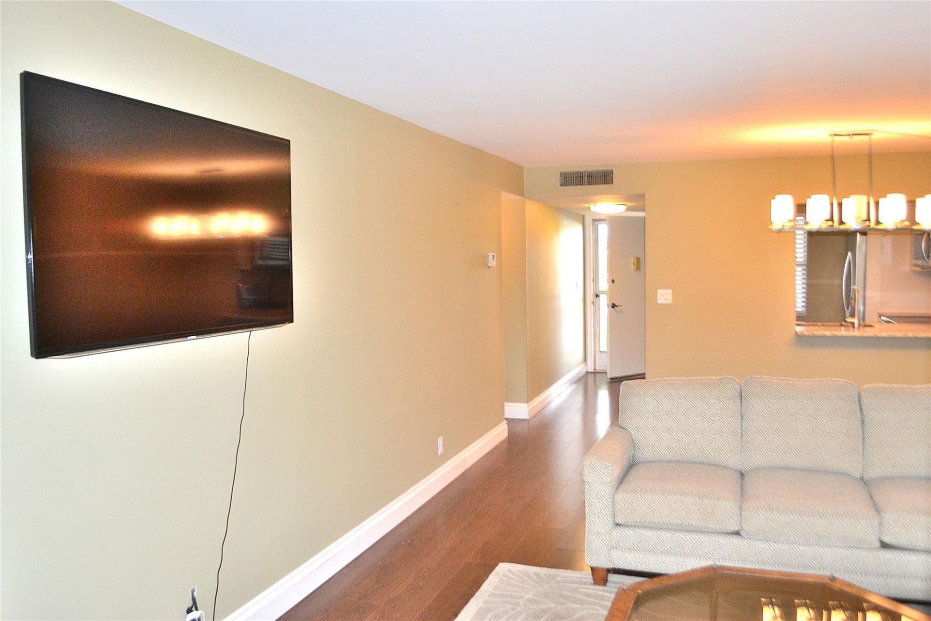 8150 W Mcnab Road, Unit 210, Tamarac, FL 33321 Photo