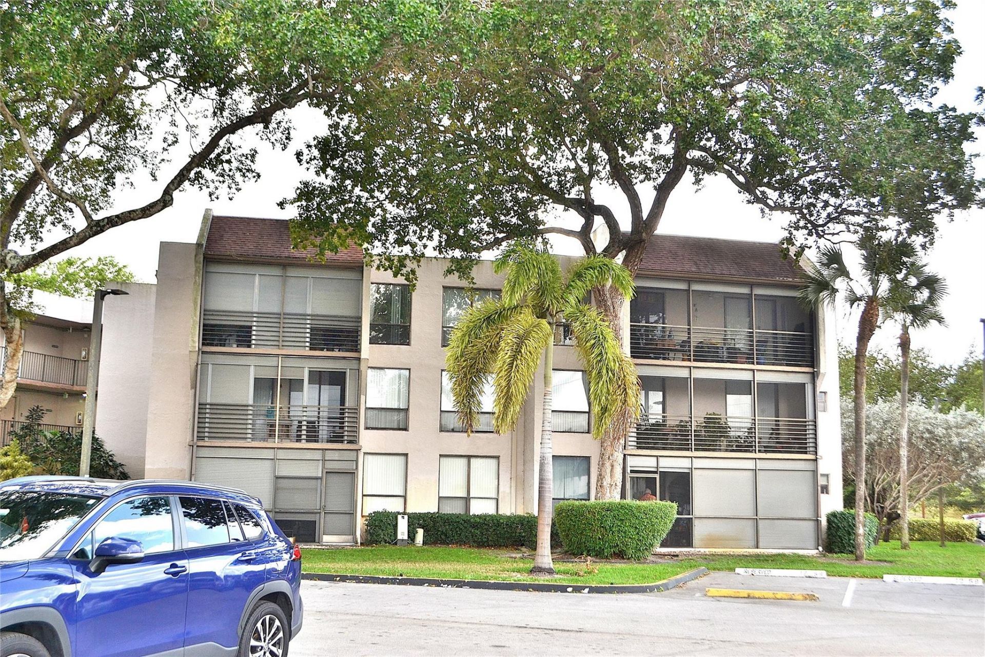 8150 W Mcnab Road, Unit 210, Tamarac, FL 33321 Photo