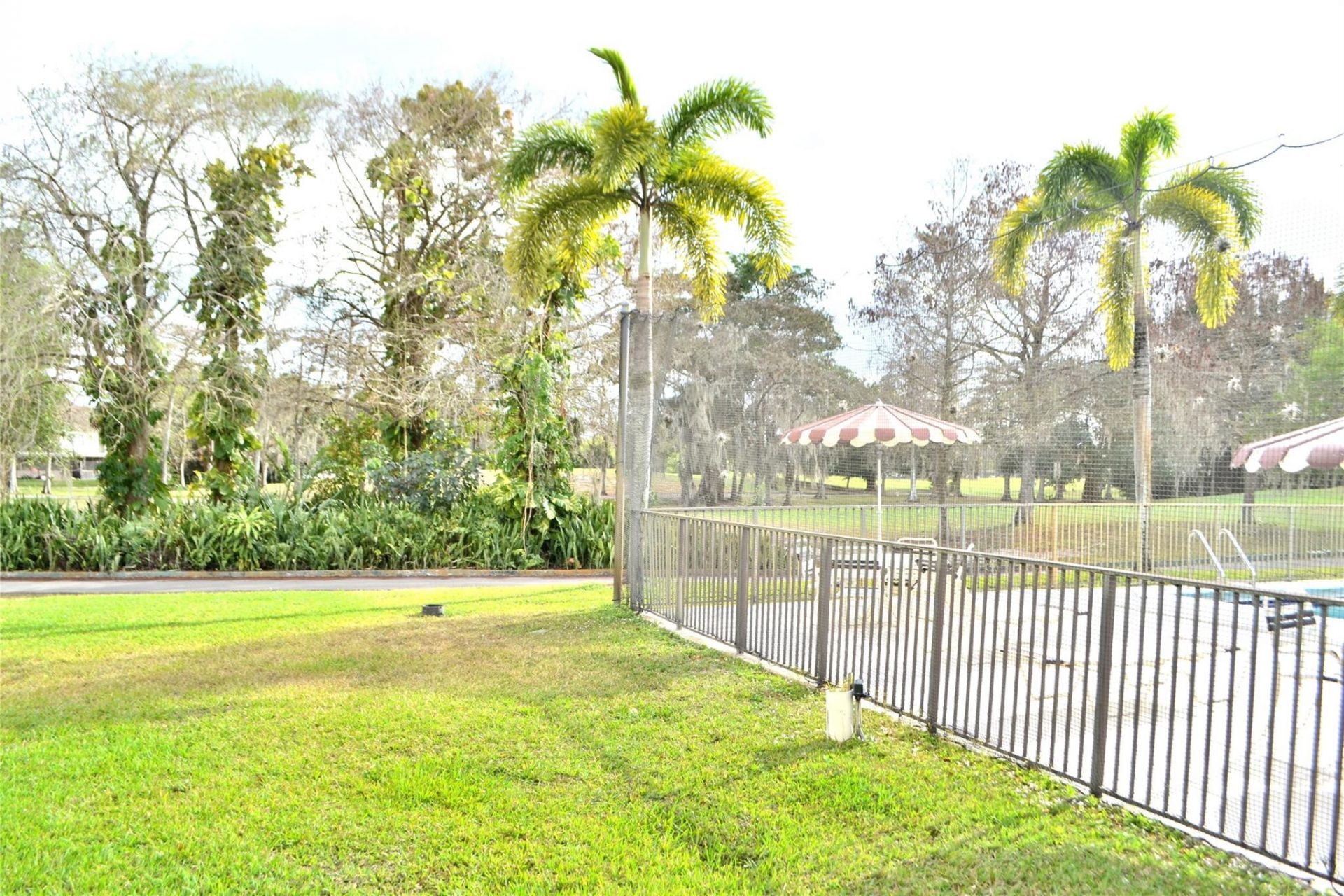8150 W Mcnab Road, Unit 210, Tamarac, FL 33321 Photo