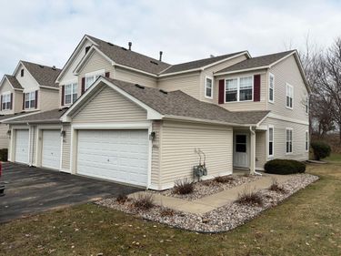 1667 Countryside Drive, Shakopee, MN 55379