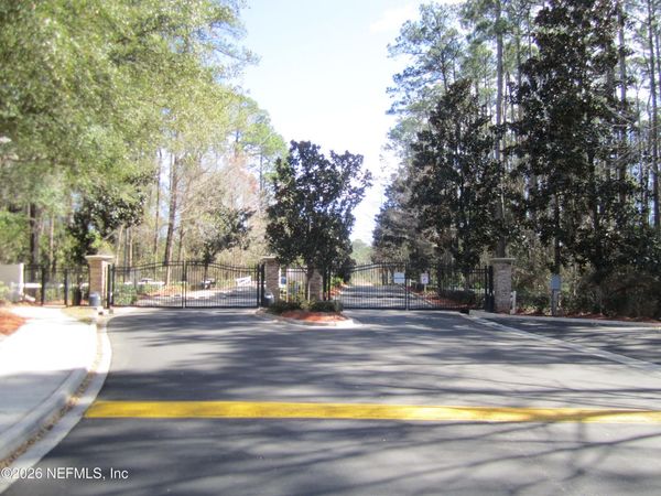 6093 MAGGIES Circle, Unit 115, Jacksonville, FL 32244