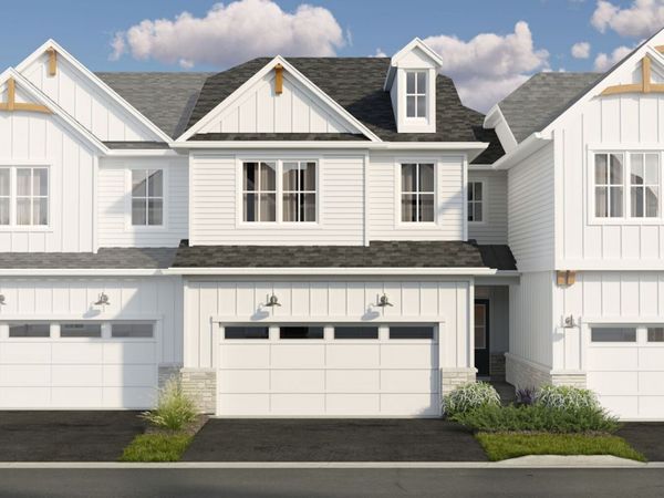 305 Avondale Lane, Lincolnshire, IL 60069