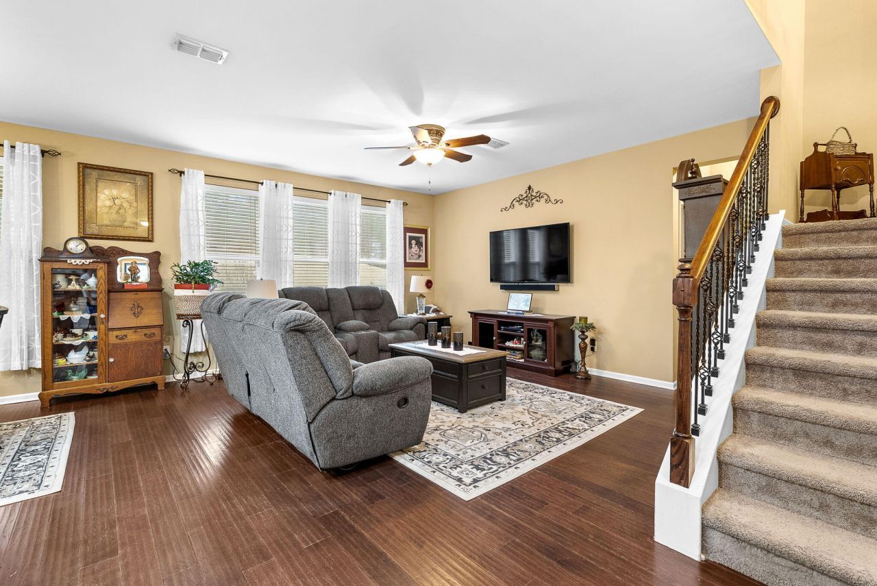 202 Basket Grass Lane Photo 18