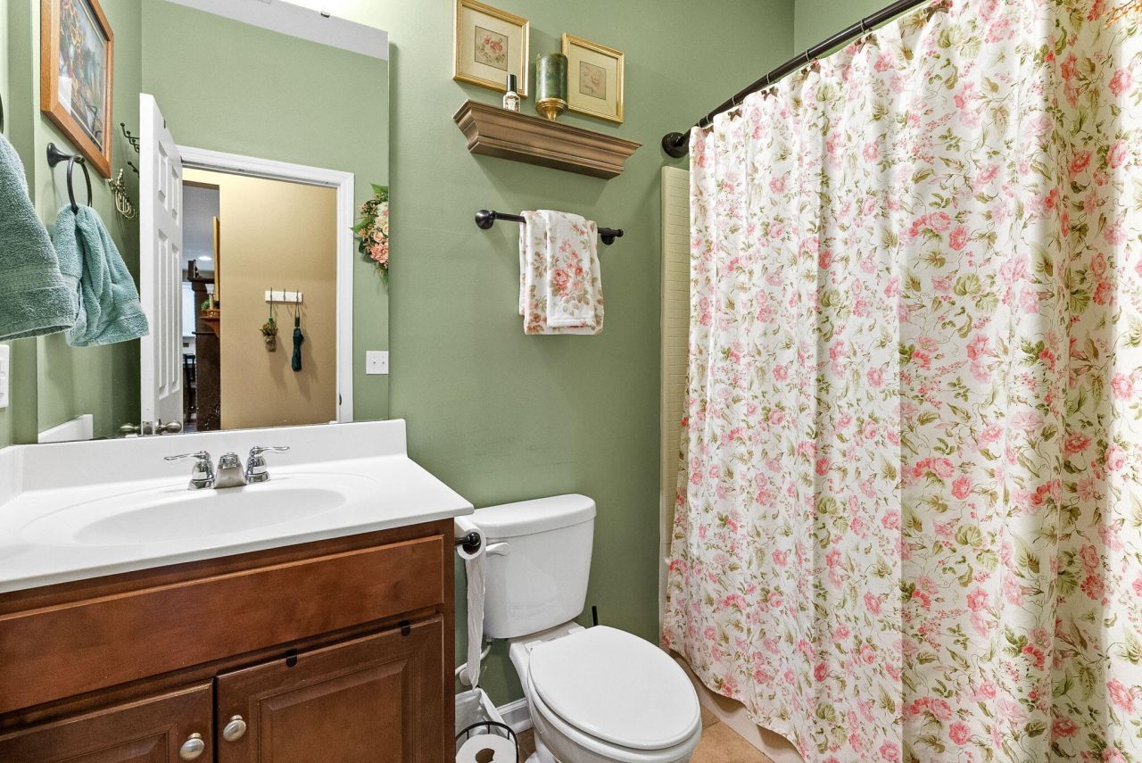 202 Basket Grass Lane Photo 22