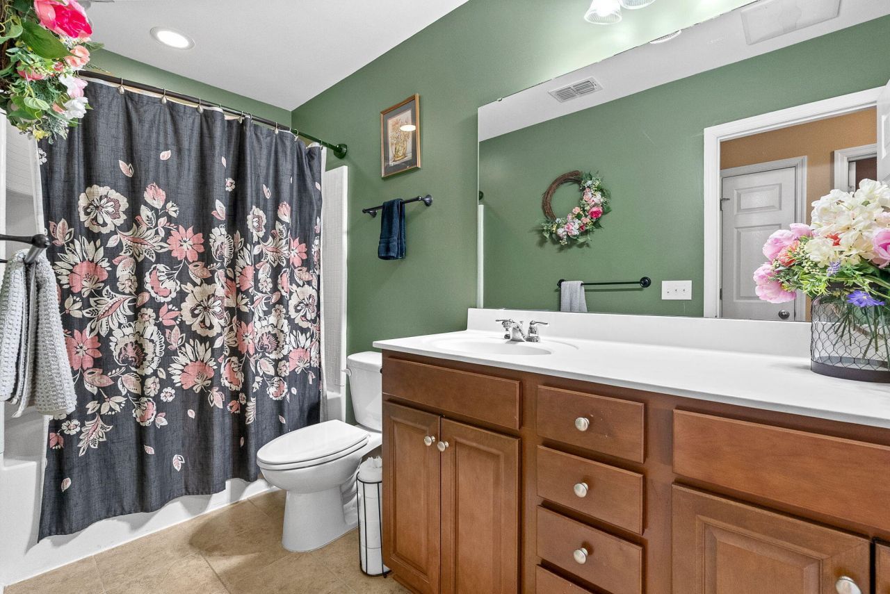 202 Basket Grass Lane Photo 30