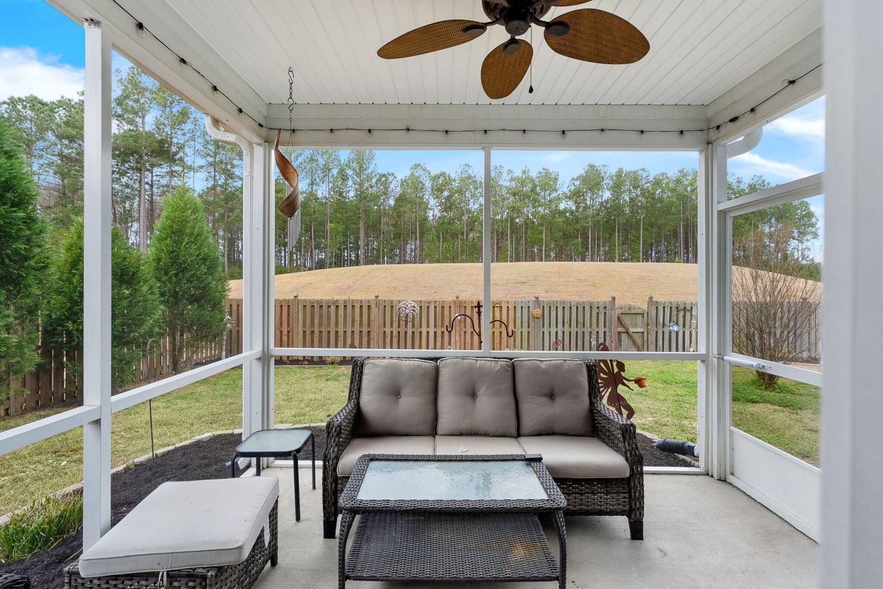 202 Basket Grass Lane Photo 33