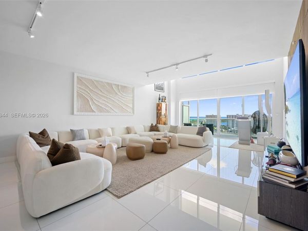 400 Sunny Isles Blvd, Unit 2004, Sunny Isles Beach, FL 33160