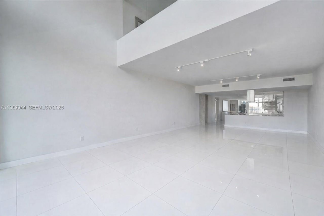 400 Sunny Isles Blvd , Unit 2004, Sunny Isles Beach, FL 33160 Photo