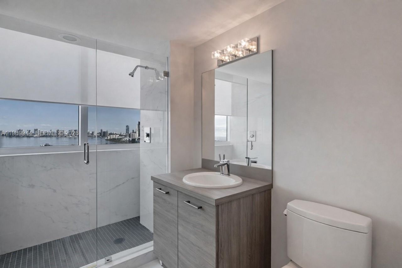 400 Sunny Isles Blvd , Unit 2004, Sunny Isles Beach, FL 33160 Photo