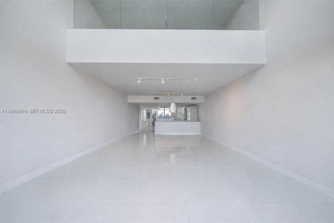 400 Sunny Isles Blvd , Unit 2004, Sunny Isles Beach, FL 33160 Photo