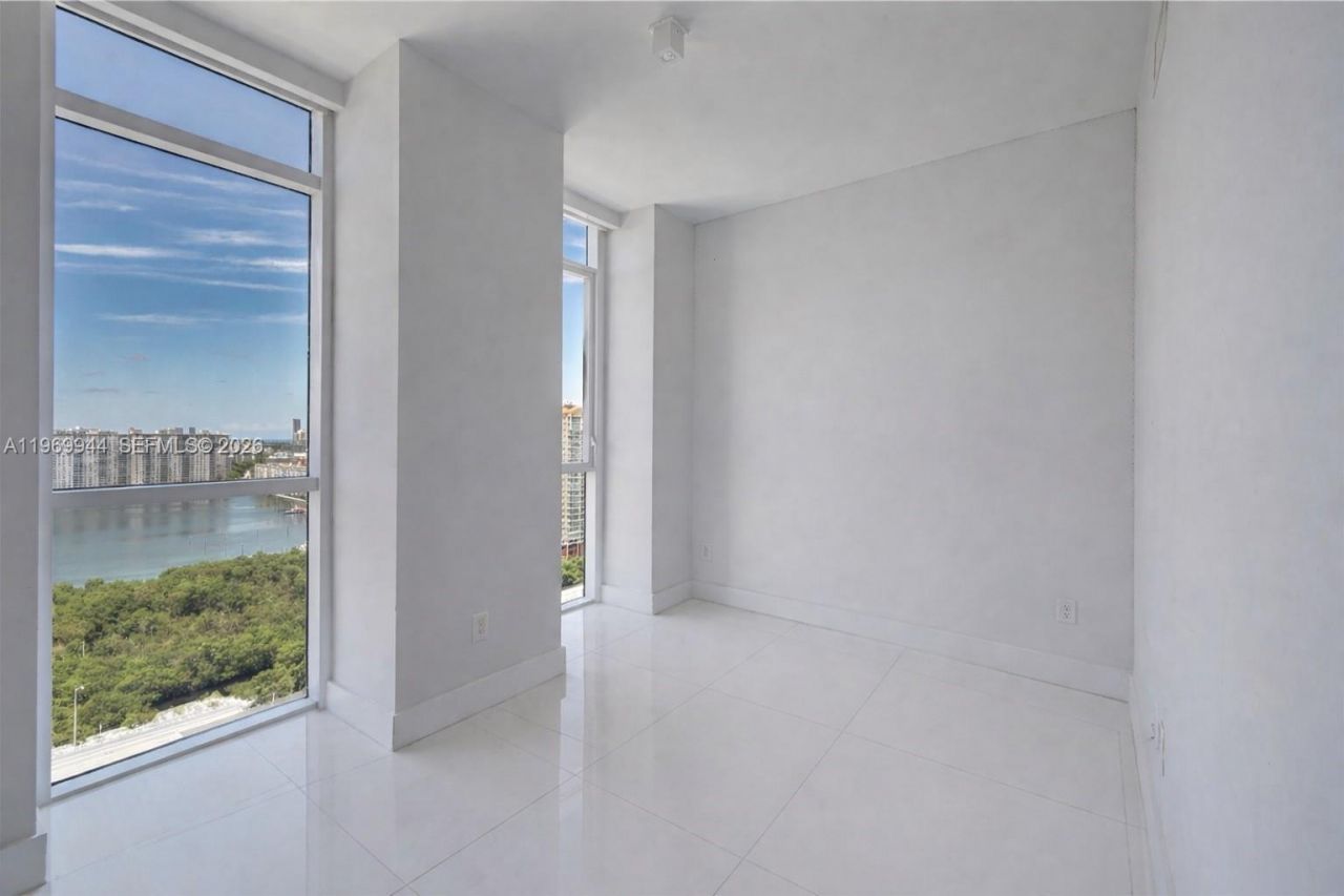 400 Sunny Isles Blvd , Unit 2004, Sunny Isles Beach, FL 33160 Photo