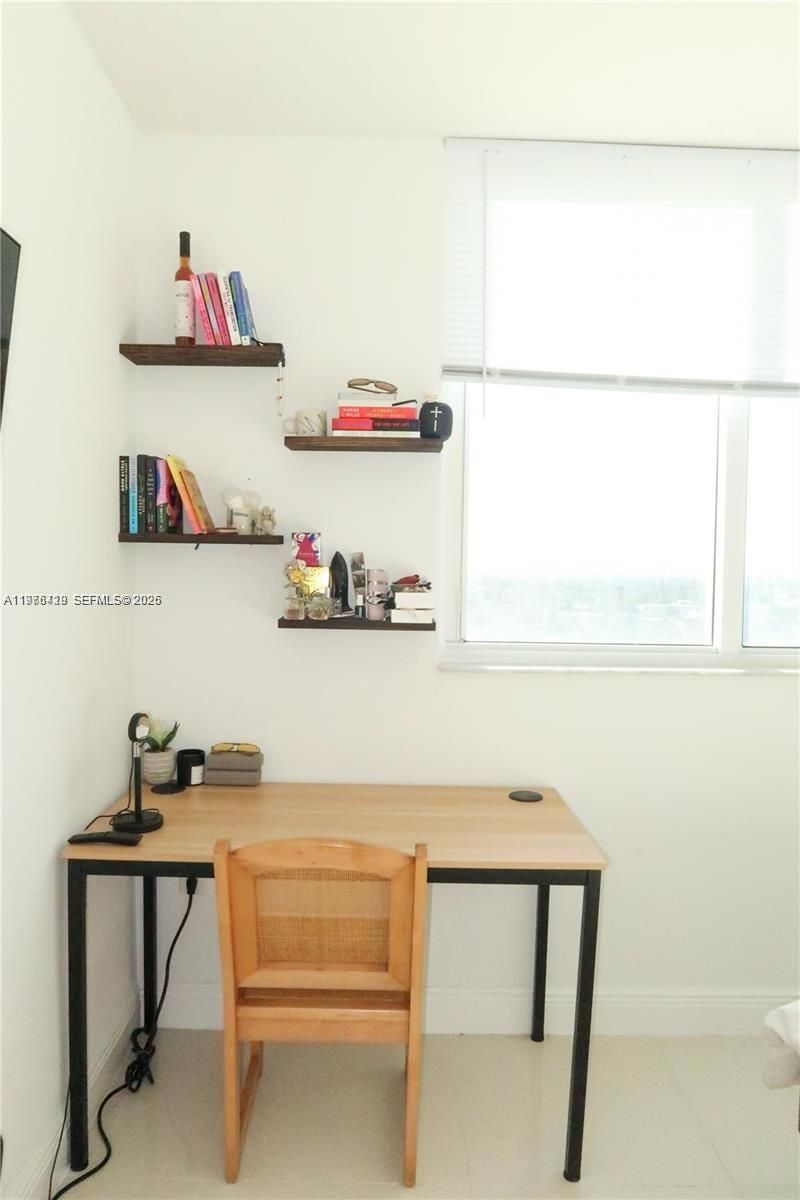 1861 NW S River Dr, Unit 1501, Miami, FL 33125 Photo