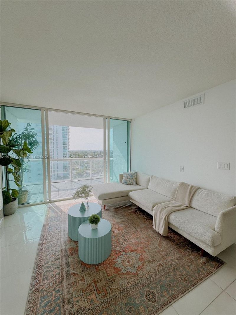 1861 NW S River Dr, Unit 1501, Miami, FL 33125 Photo
