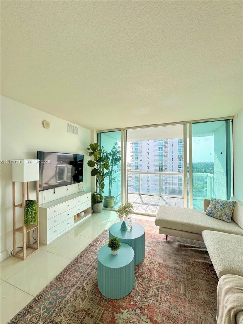 1861 NW S River Dr, Unit 1501, Miami, FL 33125 Photo