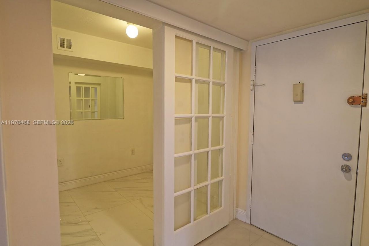 16500 Golf Club Rd , Unit 205, Weston, FL 33326 Photo