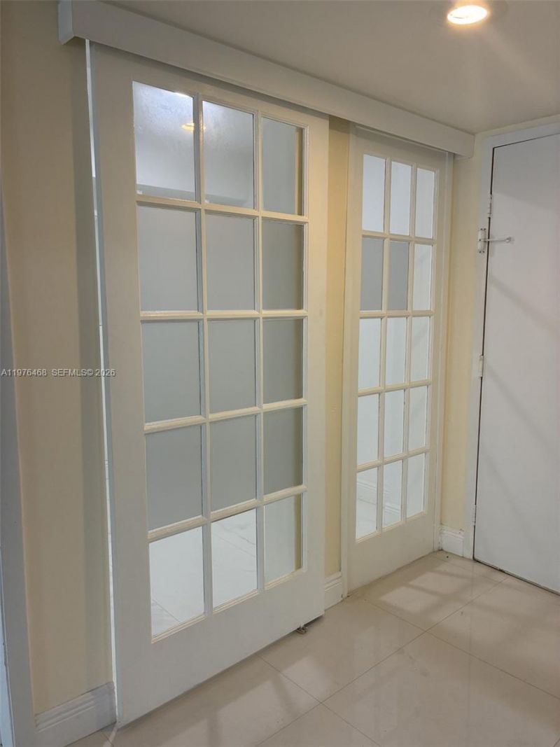 16500 Golf Club Rd , Unit 205, Weston, FL 33326 Photo