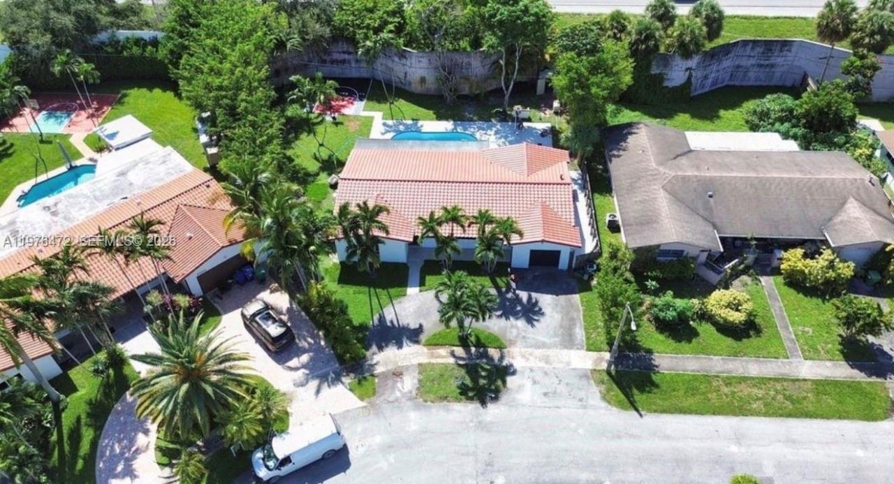 21020 NE 18th Ct , Miami, FL 33179 Photo