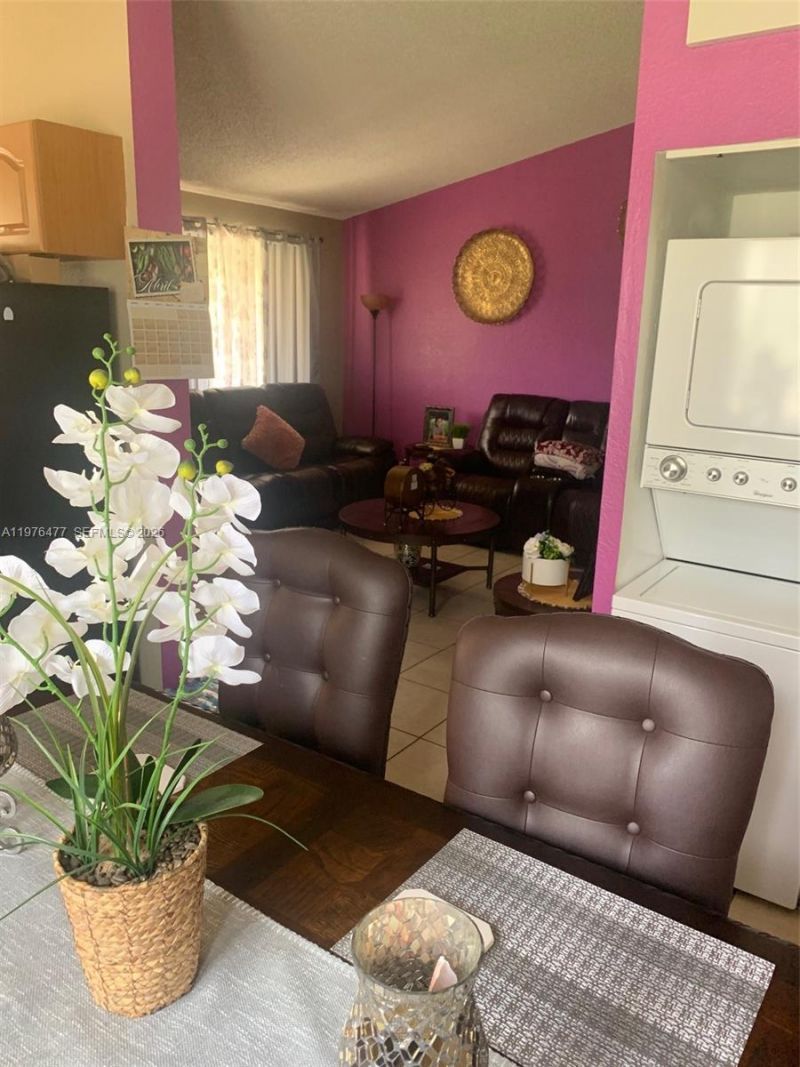 300 Nottingham Cir , Unit J, Greenacres, FL 33463 Photo