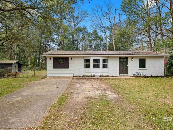 22897 Lincoln Street, Robertsdale, AL 36567