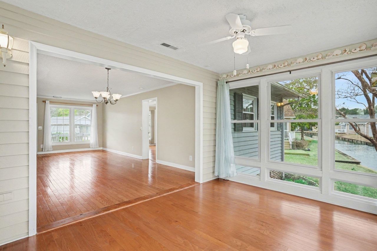 9455 Timber Row Photo 12