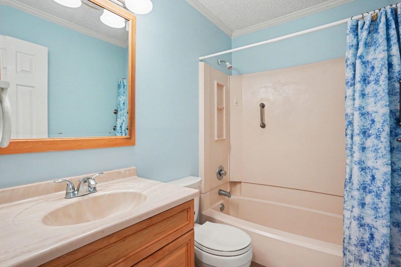 9455 Timber Row Photo 25