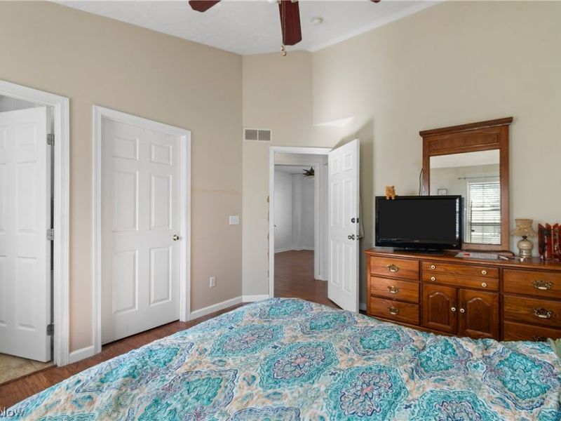 1138 Ledgestone Drive , Wadsworth, OH 44281 Photo 16