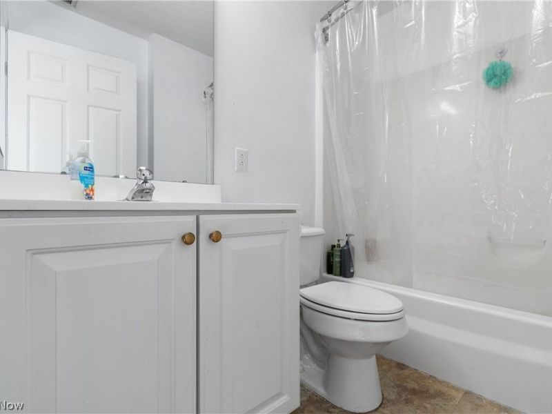 1138 Ledgestone Drive , Wadsworth, OH 44281 Photo 17