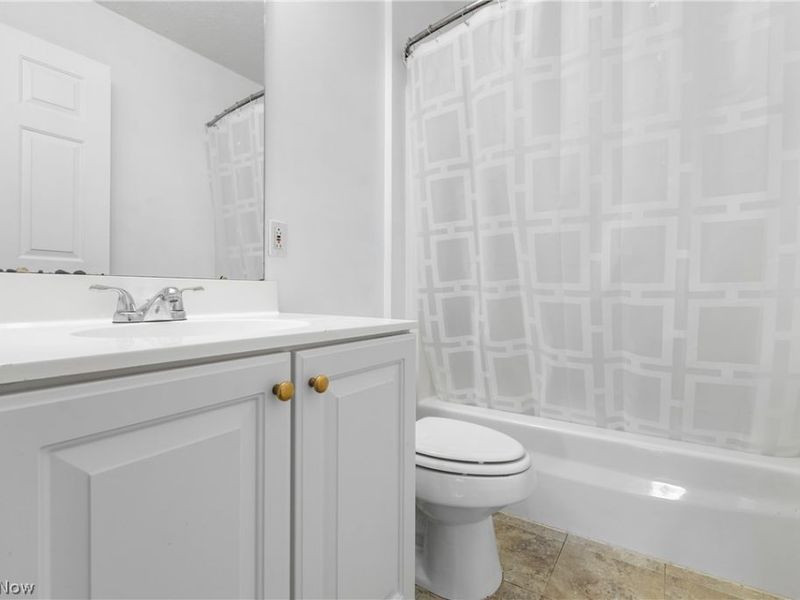 1138 Ledgestone Drive , Wadsworth, OH 44281 Photo 19