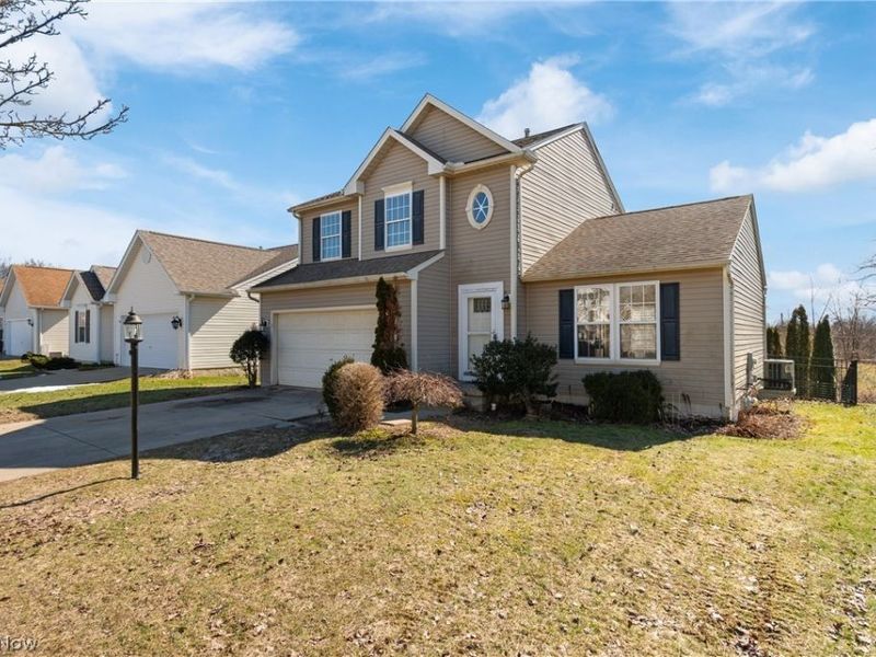 1138 Ledgestone Drive , Wadsworth, OH 44281 Photo 2