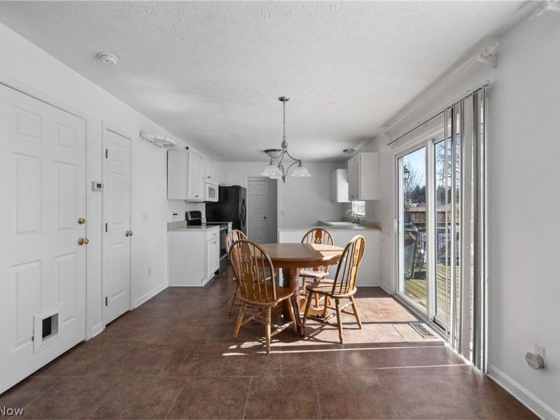 1138 Ledgestone Drive , Wadsworth, OH 44281 Photo 6