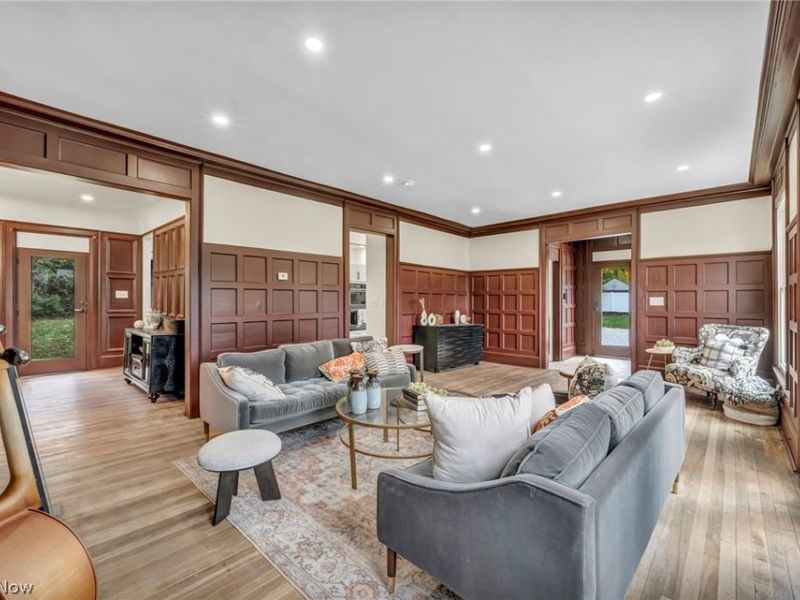 1555 W Market Street , Akron, OH 44313 Photo 18