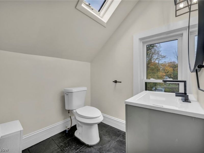 1555 W Market Street , Akron, OH 44313 Photo 33