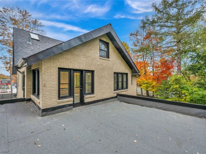 1555 W Market Street , Akron, OH 44313 Photo 4