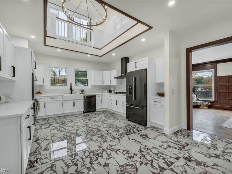 1555 W Market Street , Akron, OH 44313 Photo 8