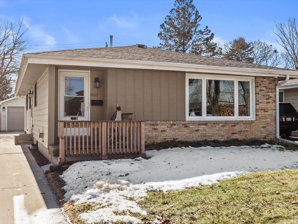8613 W Schlinger AVENUE, West Allis, WI 53214