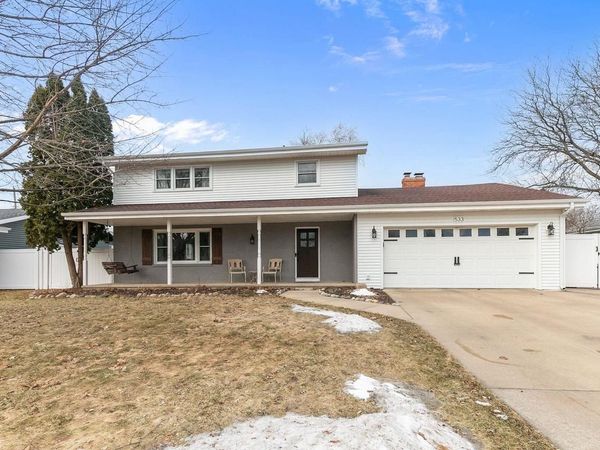 533 N CANTERBURY DRIVE, Appleton, WI 54915