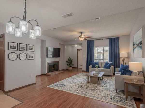 11054 Red Oak Dr, Baton Rouge, LA 70815