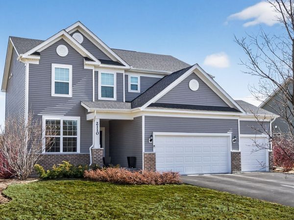 2110 Silver Leaf Drive, Island Lake, IL 60042