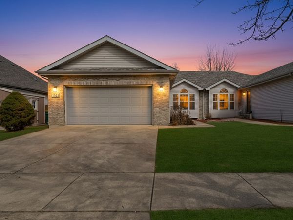 1323 Coral Bell Drive , Joliet, IL 60435