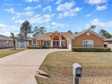 8 Rocking Horse, Palm Coast, FL 32164