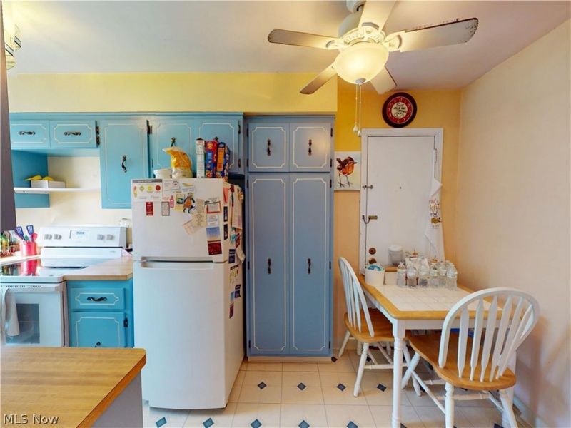 19406 Van Aken Boulevard , Unit 104, Shaker Heights, OH 44122 Photo 12