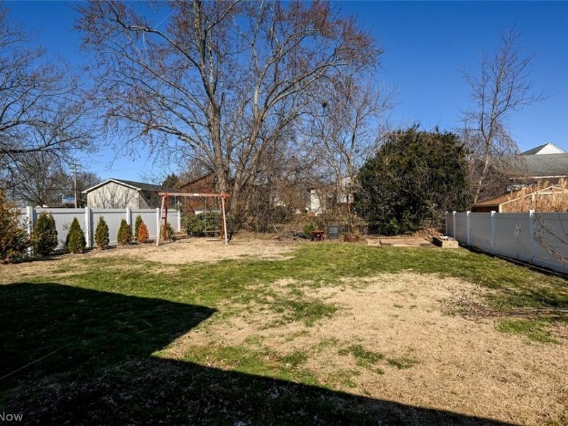 963 Winston Street, Akron, OH 44314 Photo 30