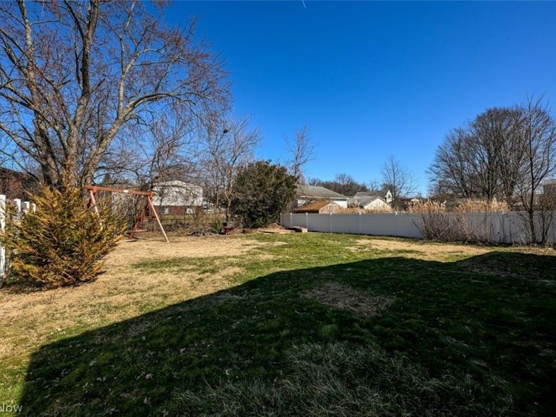 963 Winston Street, Akron, OH 44314 Photo 31