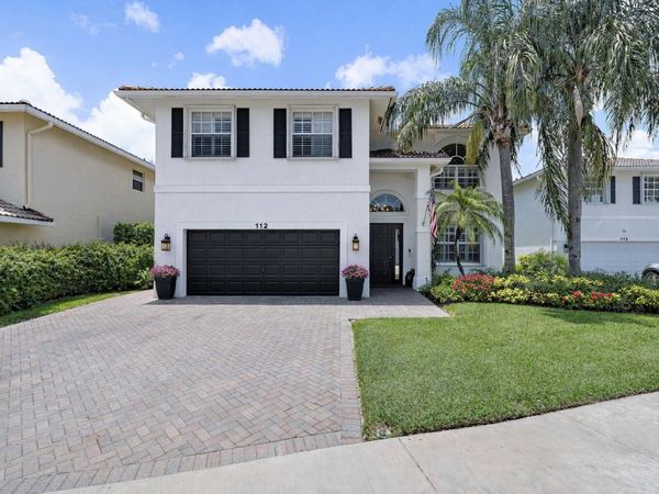 112 Hidden Hollow Drive, Palm Beach Gardens, FL 33418