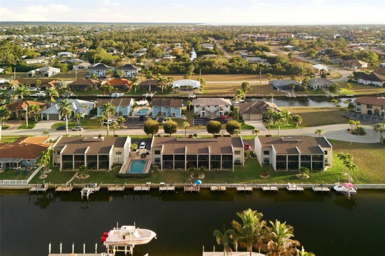 1433 Mediterranean Drive, Unit E, Punta Gorda, FL 33950 Photo