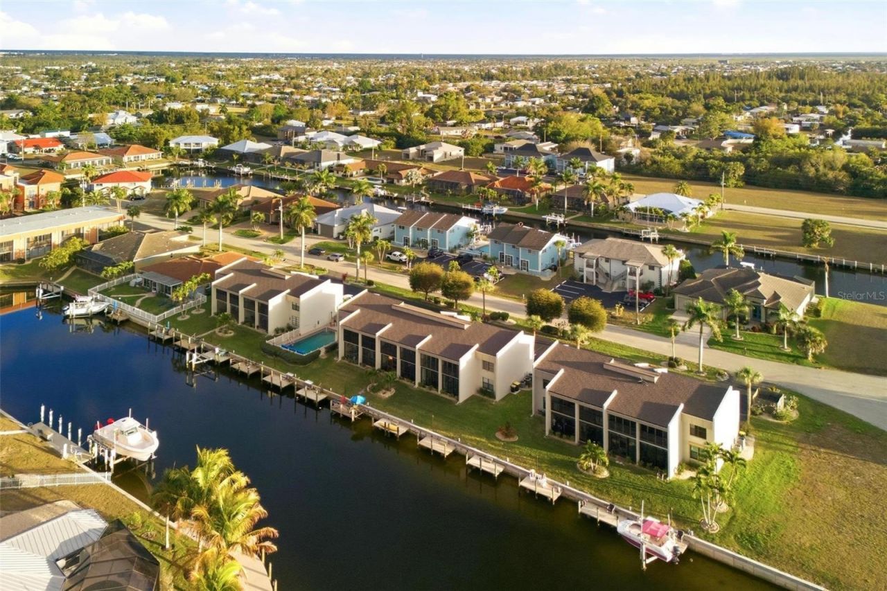 1433 Mediterranean Drive, Unit E, Punta Gorda, FL 33950 Photo