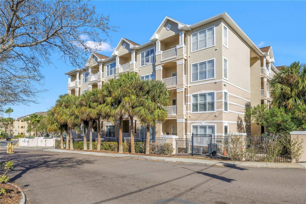 1216 S Missouri Avenue, Unit 415, Clearwater, FL 33756 Photo