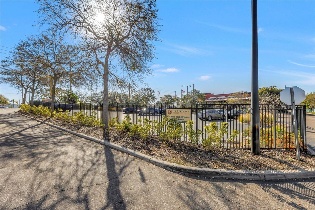 1216 S Missouri Avenue, Unit 415, Clearwater, FL 33756 Photo