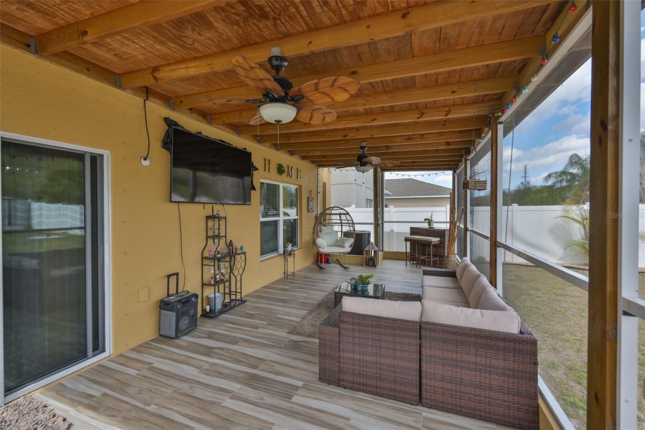 14430 Haddon Mist Drive, Wimauma, FL 33598 Photo