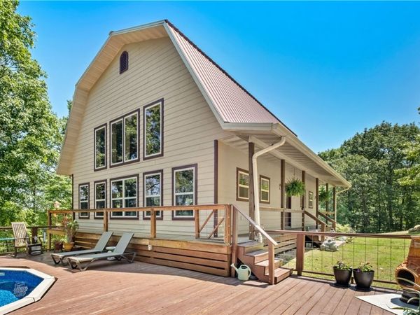 482 County Road 332 , Eureka Springs, AR 72632